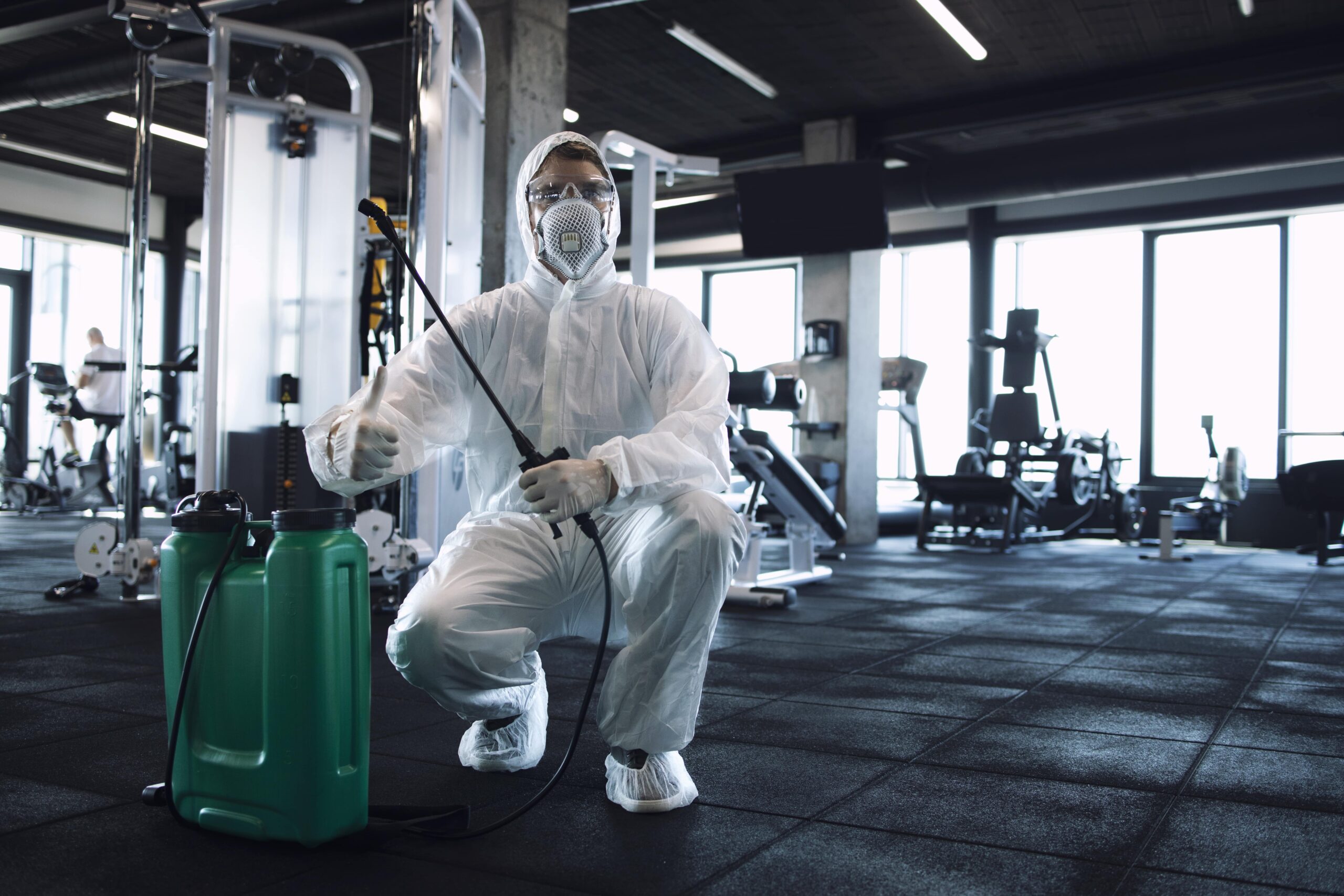 la limpieza de los gimnasios evita la propagacion de bacterias